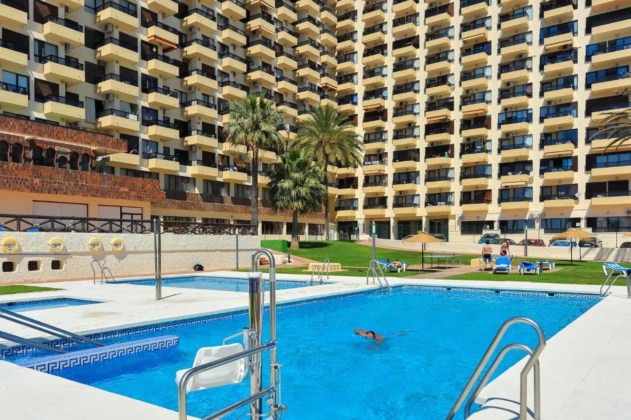 Apartment Aloha Playa Malaga Benalmádena Dış mekan fotoğraf